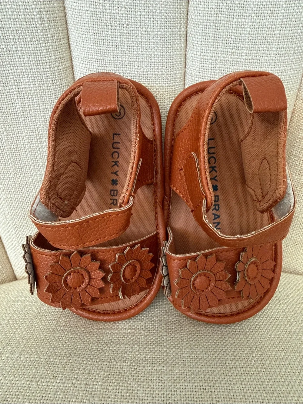 baby size 3 sandals LUCKY BRAND faux leather flower brown walker infant cute fun